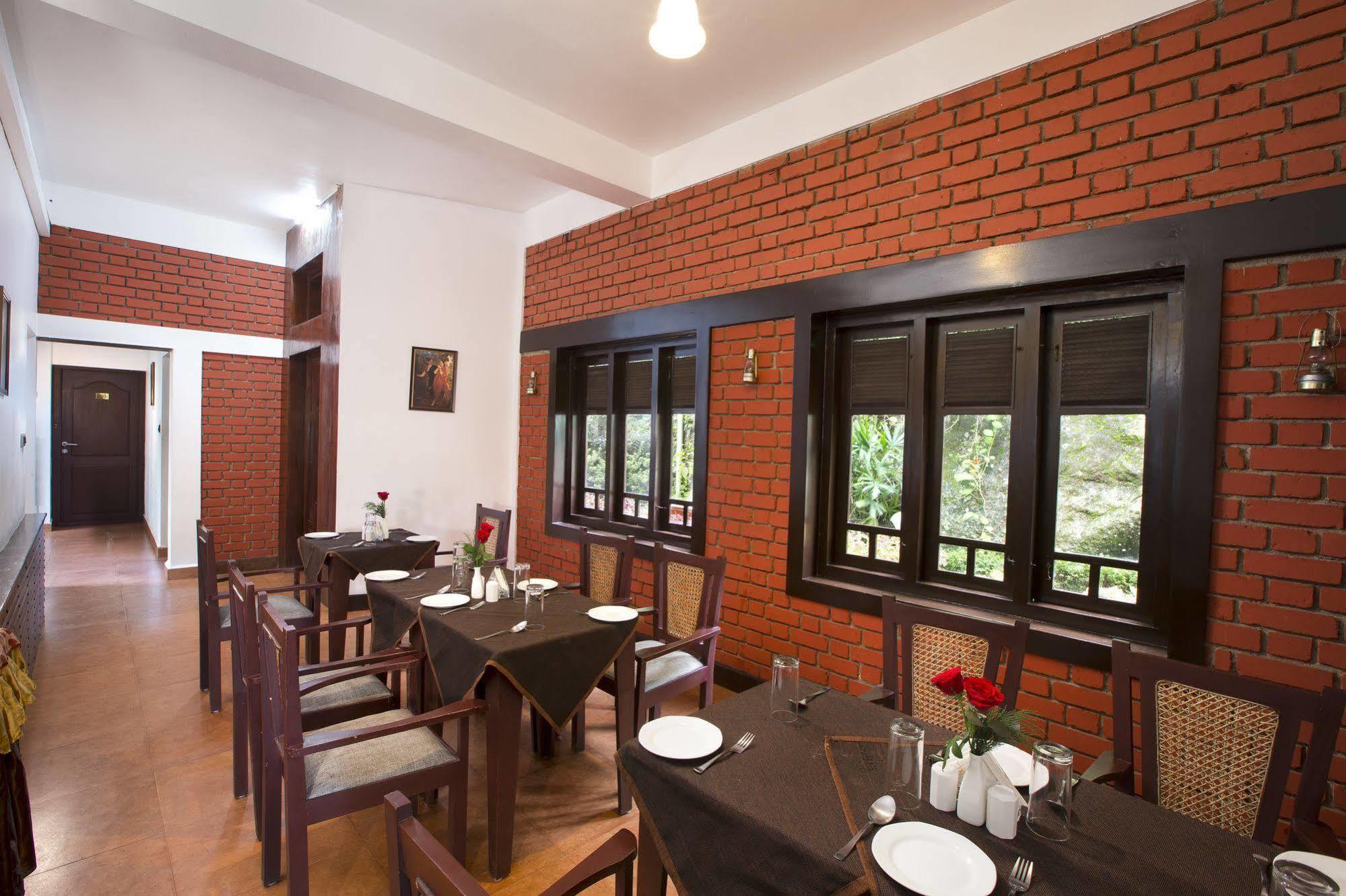 Madhumanthra Resort - Homestay Munnar Extérieur photo